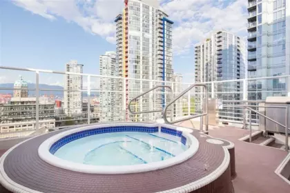 Guest Bathroom Photo of 1606 161 W Georgia Street, Vancouver, BC