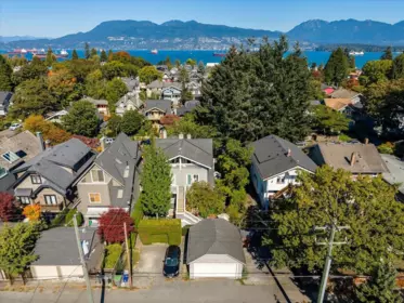 Outdoor Patio Photo of 3454 W 3rd Avenue, Vancouver, BC