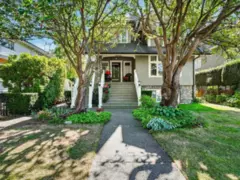 3454 W 3rd Avenue, Vancouver, BC
