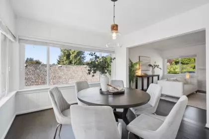 Family Room Photo of 2288 Kings Avenue, West Vancouver, BC