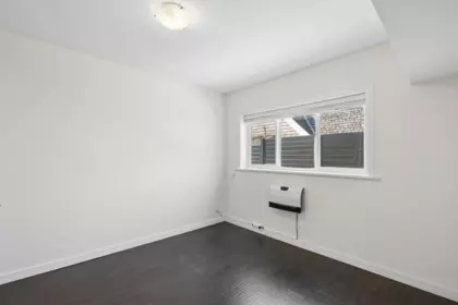 Guest Bathroom Photo of 2288 Kings Avenue, West Vancouver, BC