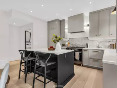 Breakfast Nook Photo of 2 4088 Maple Crescent, Vancouver, BC