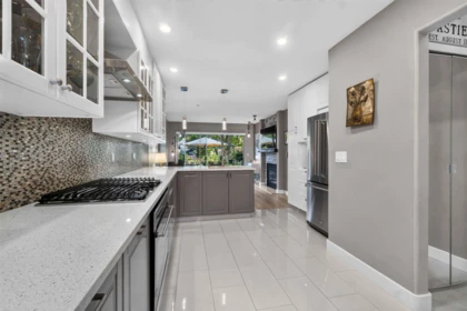 45 1255 Riverside Drive, Port Coquitlam, BC, Port Coquitlam — Townhouse for sale