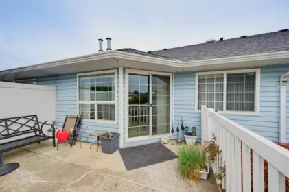 Hot Tub / Spa Photo of 80 1450 Mccallum Road, Abbotsford, BC