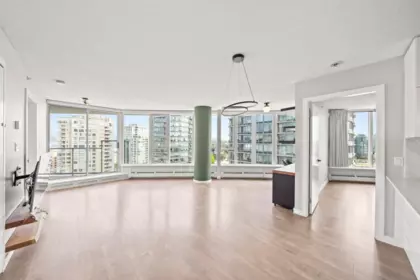 2202 689 Abbott Street, Vancouver, BC, Vancouver — Apartment/Condo for sale