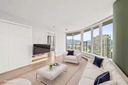 2202 689 Abbott Street, Vancouver, BC, Vancouver — Apartment/Condo for sale