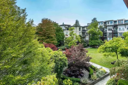 Hallway Photo of 307 15918 26 Avenue, Surrey, BC