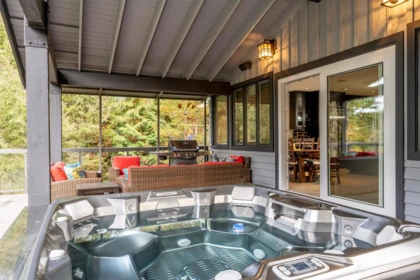2817 Clifftop Lane, Whistler, BC, Whistler — Single Family Residence for sale