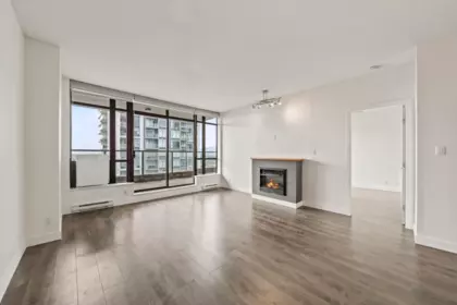 2101 4132 Halifax Street, Burnaby, BC, Burnaby — Apartment/Condo for sale