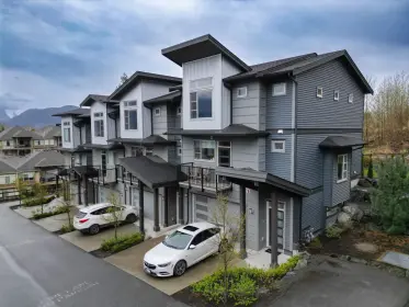 27 43680 Chilliwack Mountain Road, Chilliwack, BC, Chilliwack — Townhouse for sale