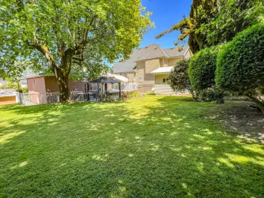11730 96a Avenue, Surrey, BC, Surrey — Single Family Residence for sale