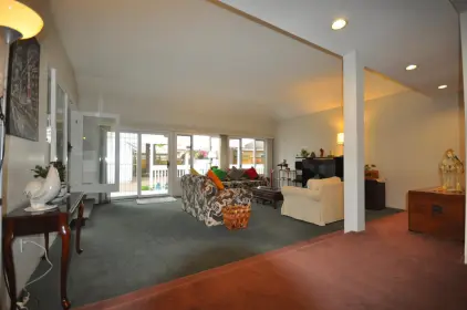 1613 W 61st Avenue, Vancouver, BC, Vancouver — Single Family Residence for sale