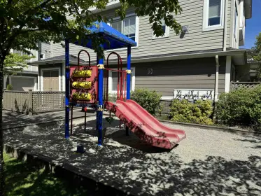 12 9811 Ferndale Road, Richmond, BC, Richmond — Townhouse for sale