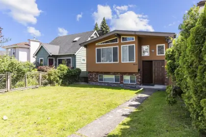 2610 E 7th Avenue, Vancouver, BC, Vancouver — Single Family Residence for sale