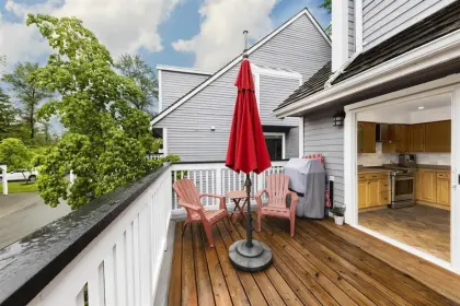 8189 Forest Grove Drive, Burnaby, BC, Burnaby — Townhouse for sale
