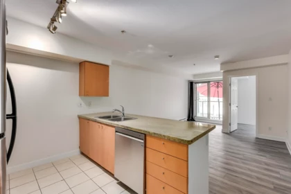 210 702 E King Edward Avenue, Vancouver, BC, Vancouver — Apartment/Condo for sale