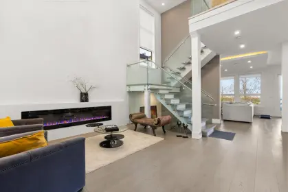 16687 31b Avenue, Surrey, BC, Surrey — Single Family Residence for sale