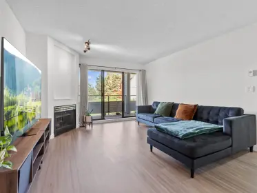 303 2925 Glen Drive, Coquitlam, BC, Coquitlam — Apartment/Condo for sale