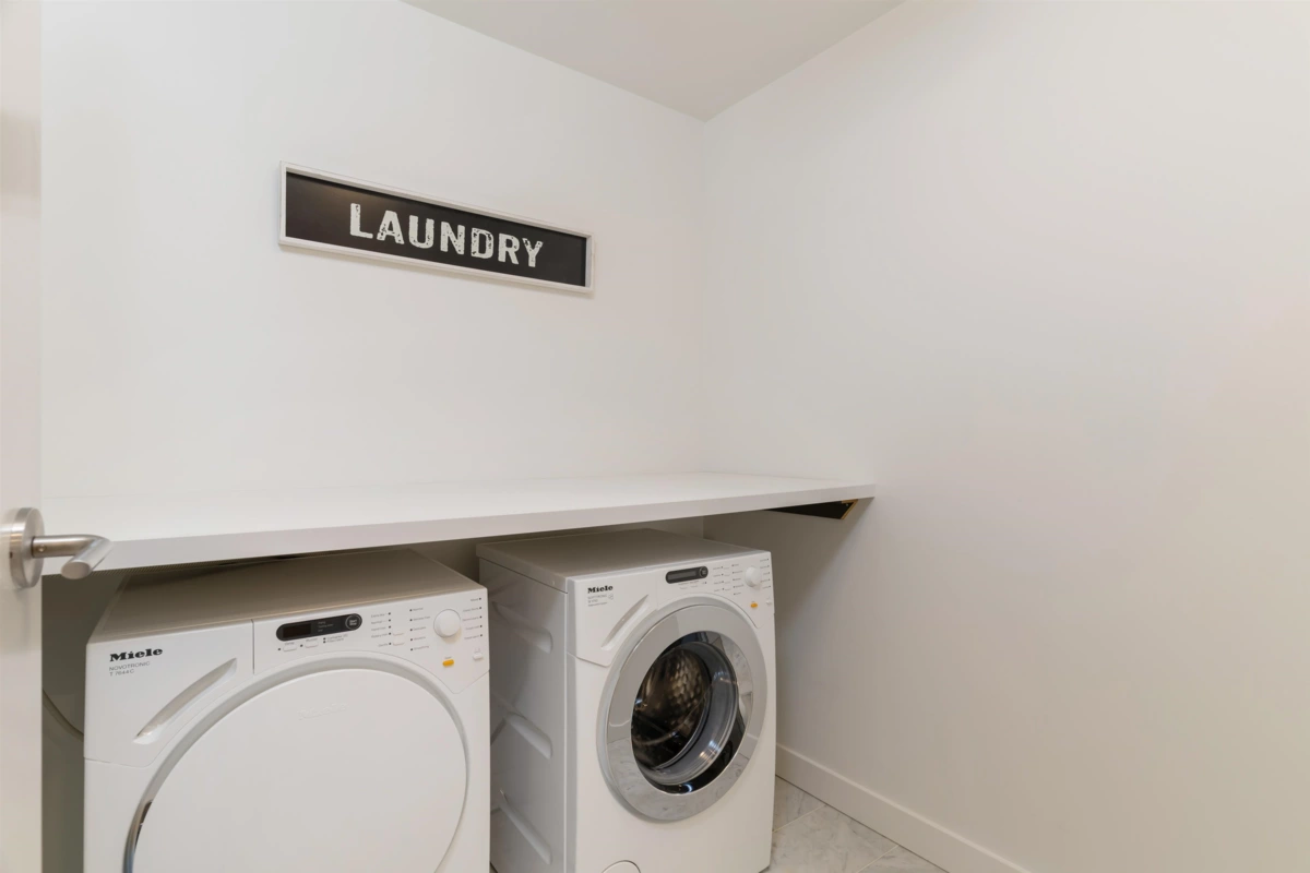 Guest Bathroom Photo of 4906 1480 Howe Street, Vancouver, BC