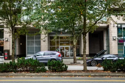 2606 2968 Glen Drive, Coquitlam, BC, Coquitlam — Apartment/Condo for sale
