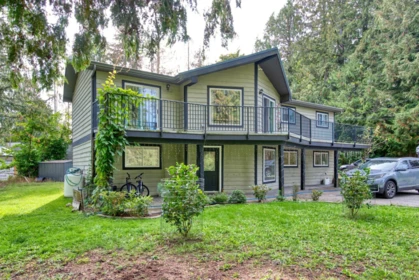 7717 Fawn Road, Halfmoon Bay, BC, Halfmoon bay — Single Family Residence for sale
