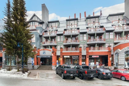 202 4369 Main Street, Whistler, BC, Whistler — Apartment/Condo for sale