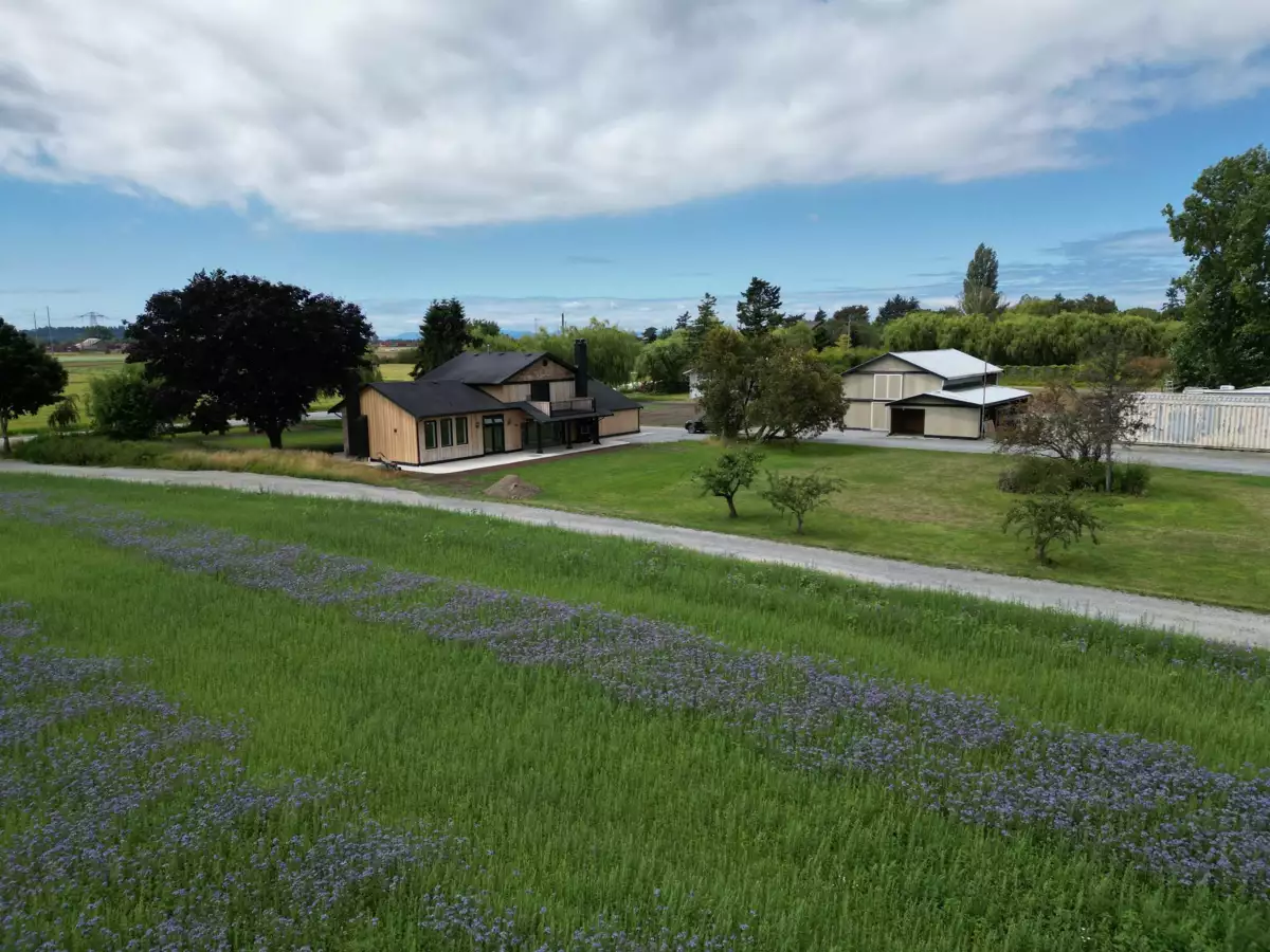 Exterior Front Photo of 5465 34b Avenue, Ladner, BC