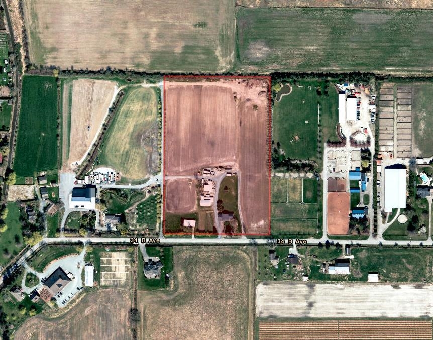 Hot Tub / Spa Photo of 5465 34b Avenue, Ladner, BC