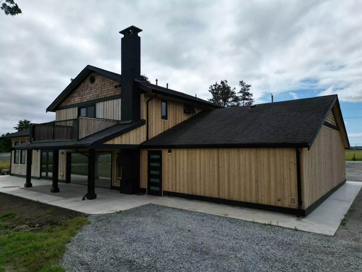 Mudroom Photo of 5465 34b Avenue, Ladner, BC