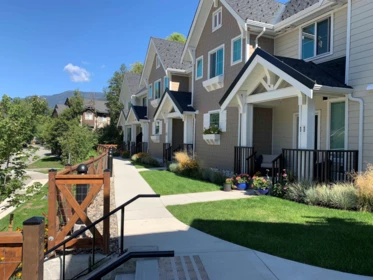 11 7360 Crabapple Court, Pemberton, BC, Pemberton — Townhouse for sale