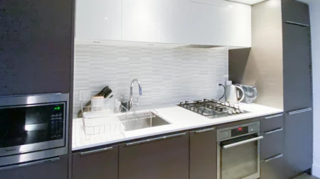 1606 5233 Gilbert Road, Richmond, BC