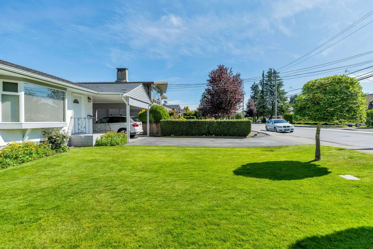 Living Room Photo of 5233 Westminster Avenue, Delta, BC