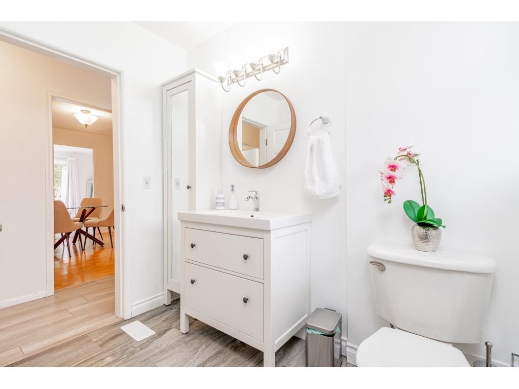 Mudroom Photo of 5233 Westminster Avenue, Delta, BC