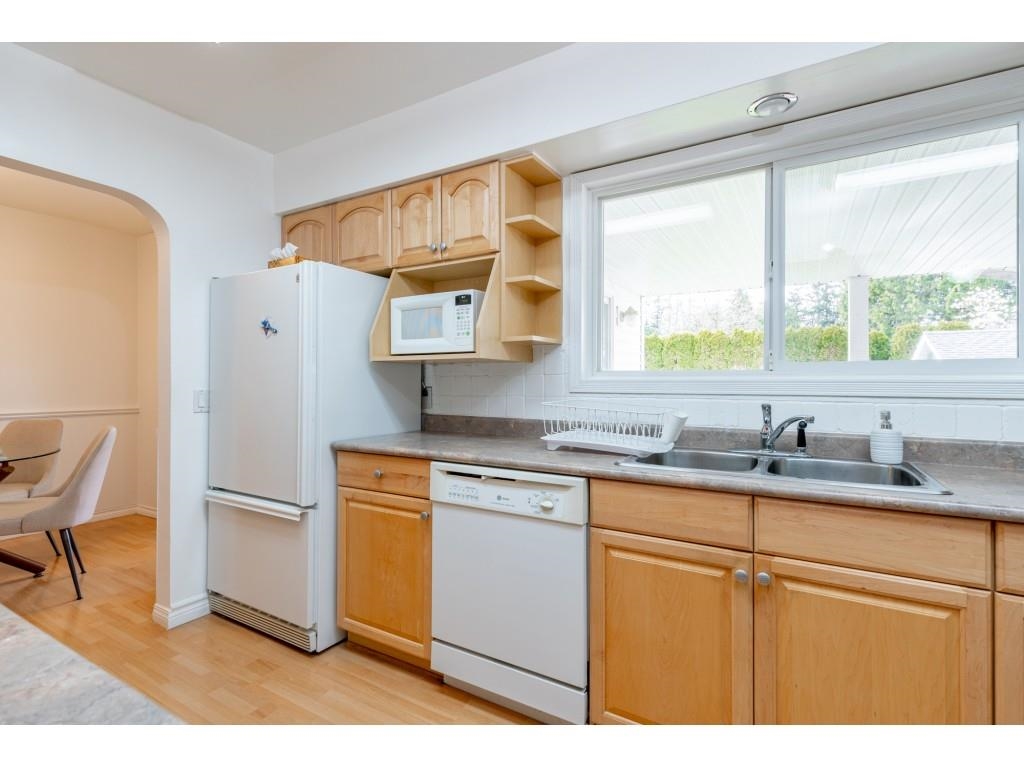 Primary Bedroom Photo of 5233 Westminster Avenue, Delta, BC