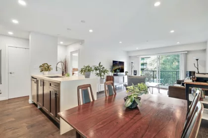 302 357 E 2nd Street, North Vancouver, BC, North Vancouver — Apartment/Condo for sale