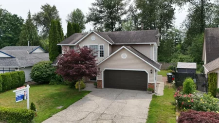 31002 Creekside Drive, Abbotsford, BC, Abbotsford — Single Family Residence for sale
