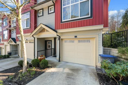 34 13886 62 Avenue, Surrey, BC, Surrey — Townhouse for sale