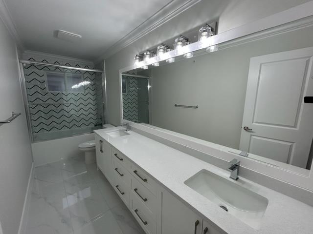 Walk-In Closet Photo of 11069 241a Street, Maple Ridge, BC