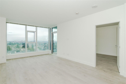 1907 7388 Kingsway, Burnaby, BC, Burnaby — Apartment/Condo for sale