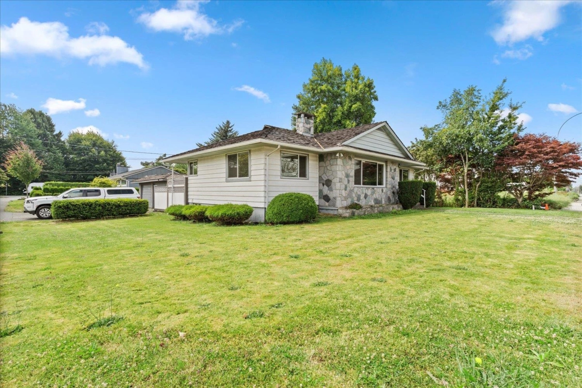 Exterior Front Photo of 45610 Stevenson Road, Chilliwack, BC