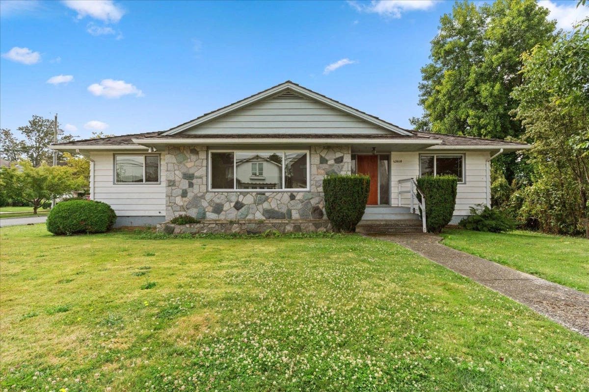 Family Room Photo of 45610 Stevenson Road, Chilliwack, BC