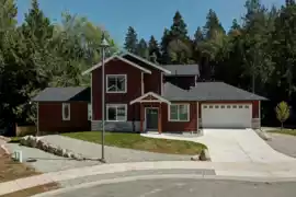 6072 Heartwood Place, Sechelt, BC