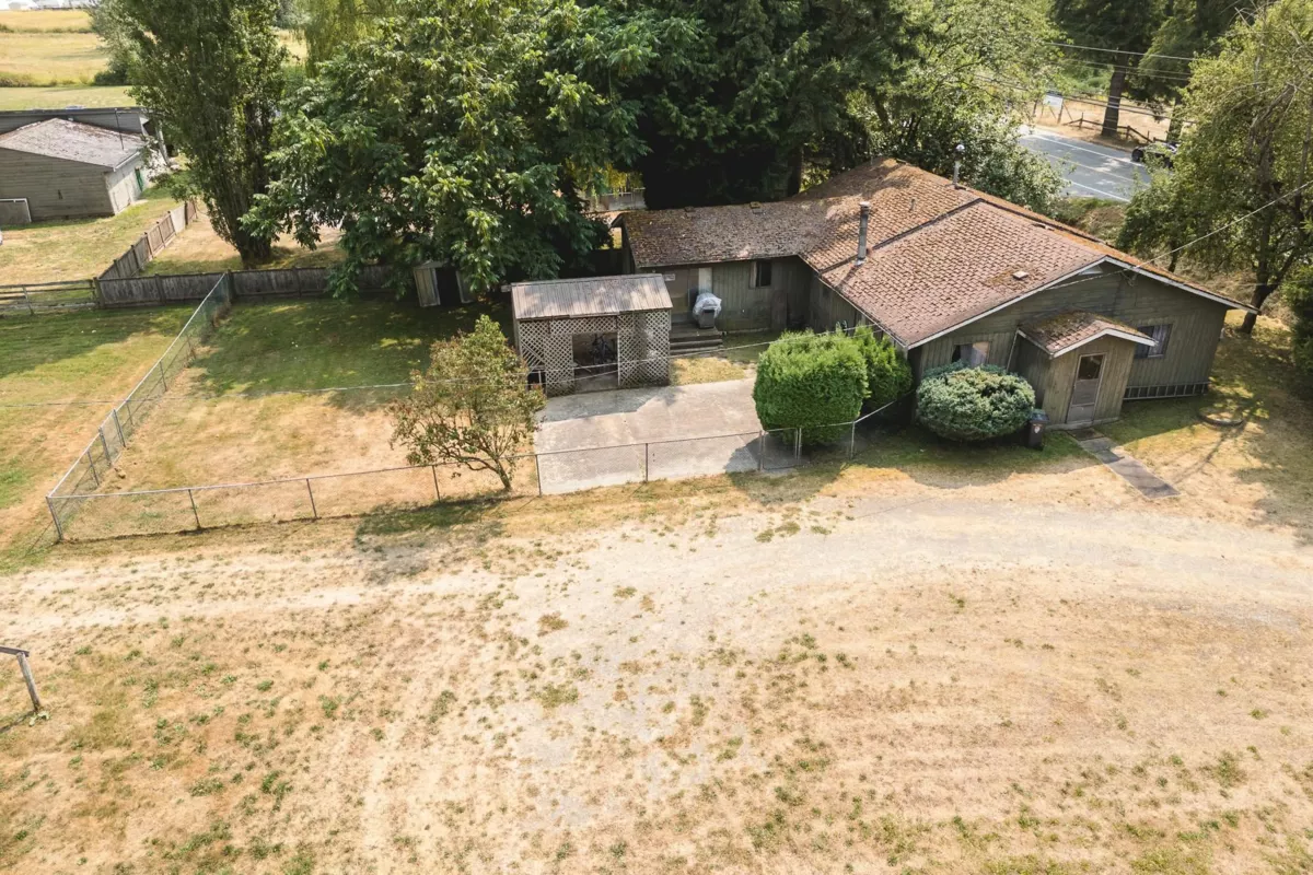 Hallway Photo of 2708 208 Street, Langley, BC