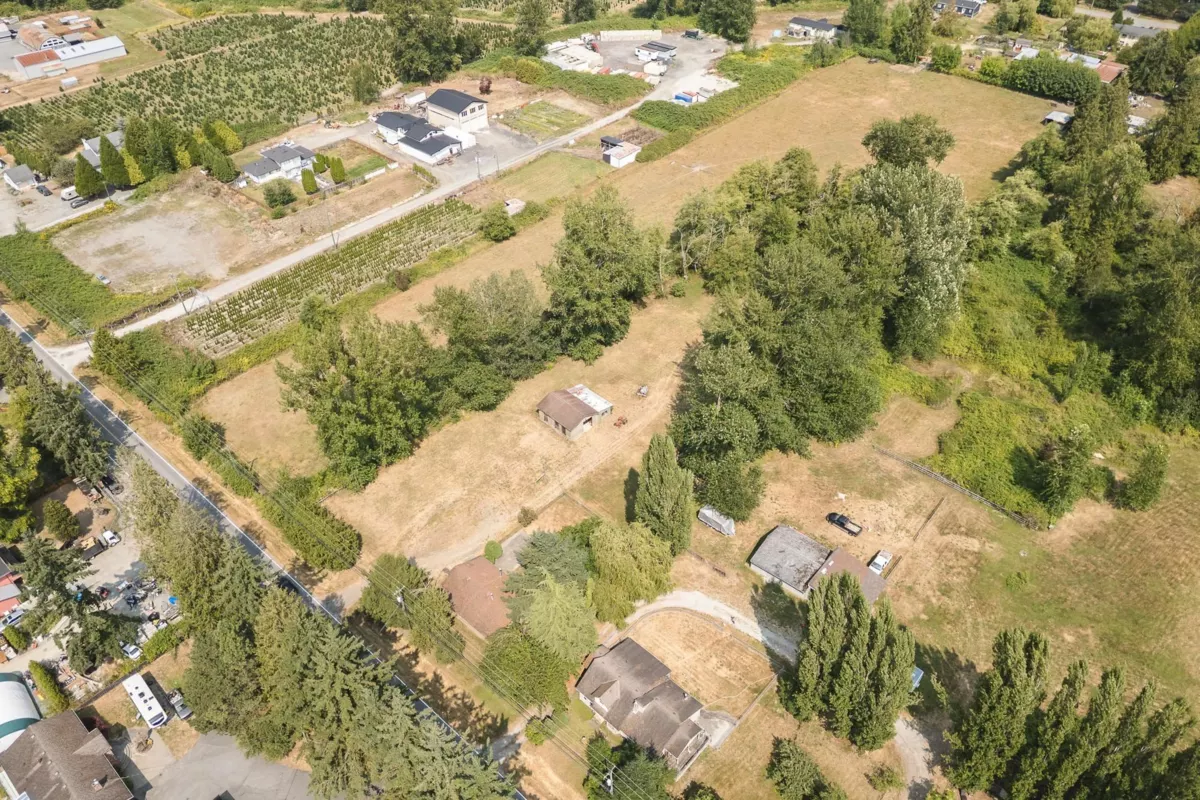 Kitchen Island Photo of 2708 208 Street, Langley, BC