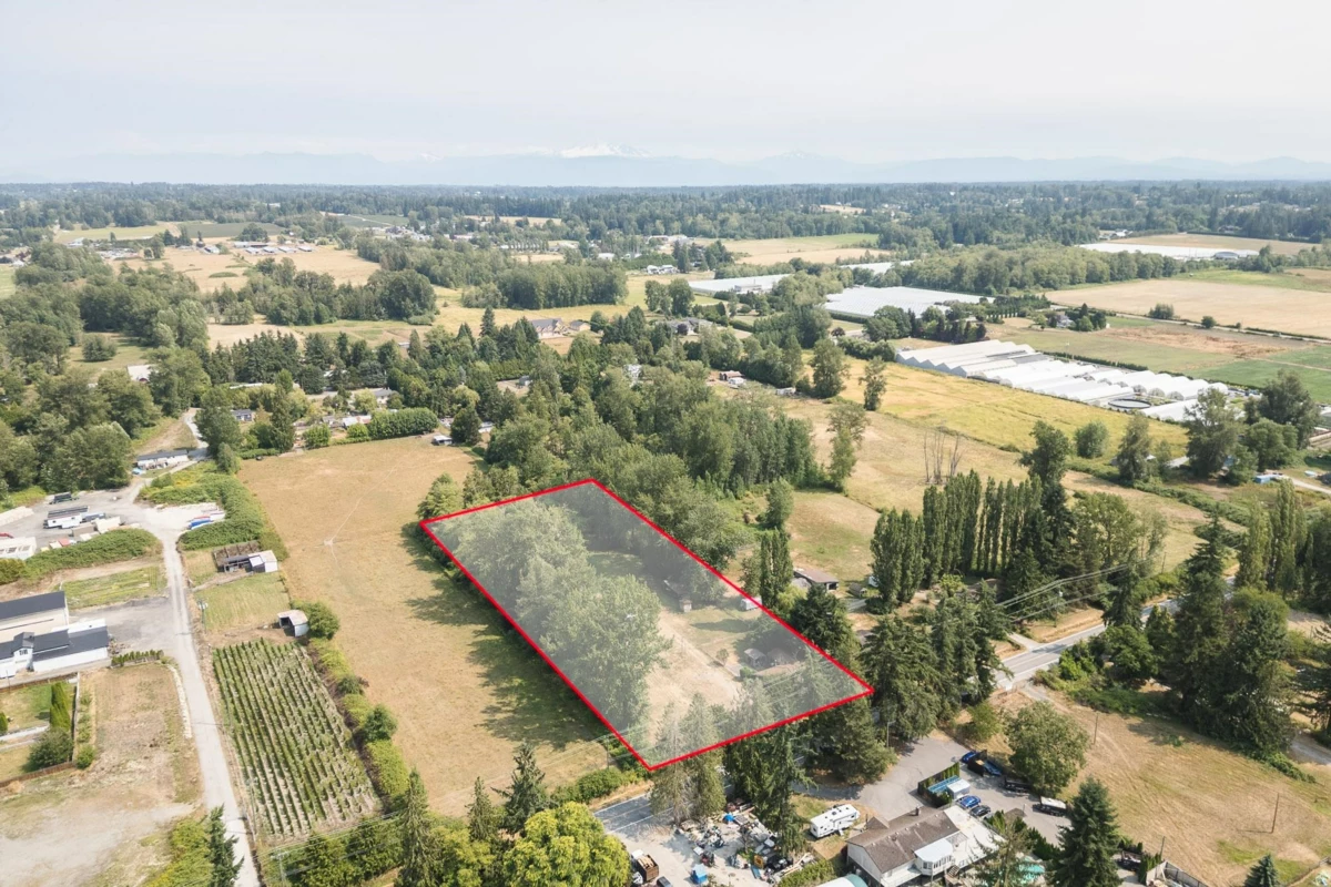 Living Room Photo of 2708 208 Street, Langley, BC