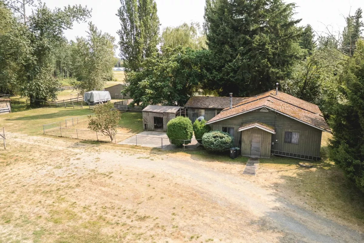 Staircase Photo of 2708 208 Street, Langley, BC