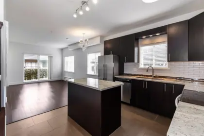 232 368 Ellesmere Avenue, Burnaby, BC, Burnaby — Townhouse for sale
