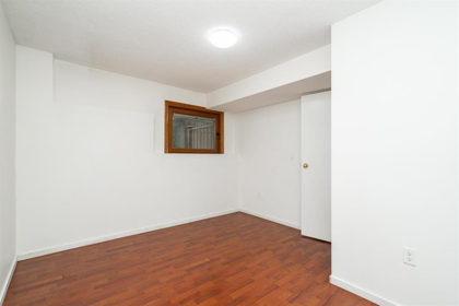 Entry Foyer Photo of 32855 Harwood Crescent, Abbotsford, BC