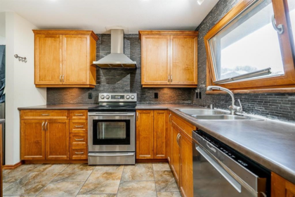 Primary Bedroom Photo of 32855 Harwood Crescent, Abbotsford, BC