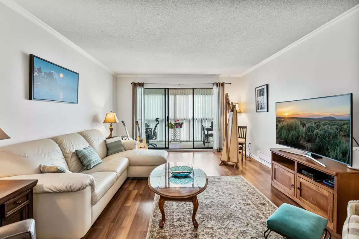 Primary Bedroom Photo of 204 1458 Blackwood Street, White Rock, BC